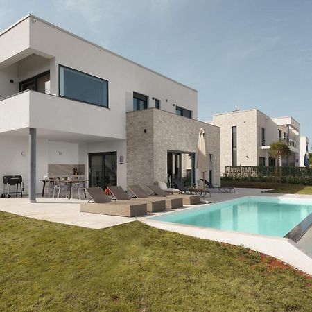Sea View Villa Cala Royal Krnica Extérieur photo