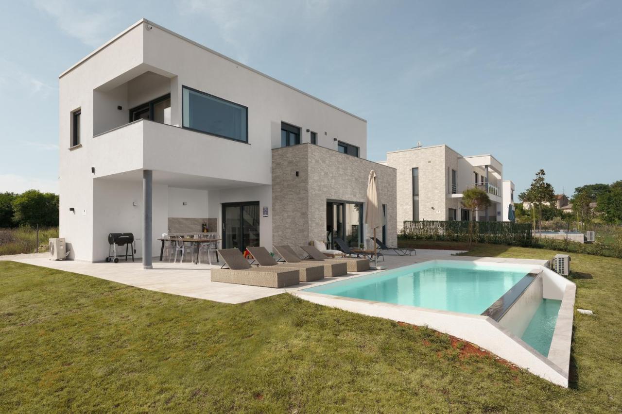 Sea View Villa Cala Royal Krnica Extérieur photo